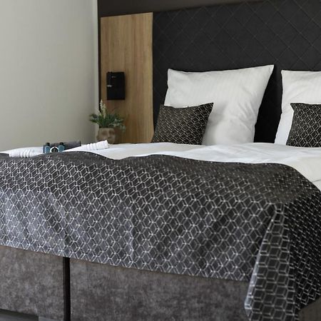 Kadir Bey & Four Rooms Osterrönfeld المظهر الخارجي الصورة